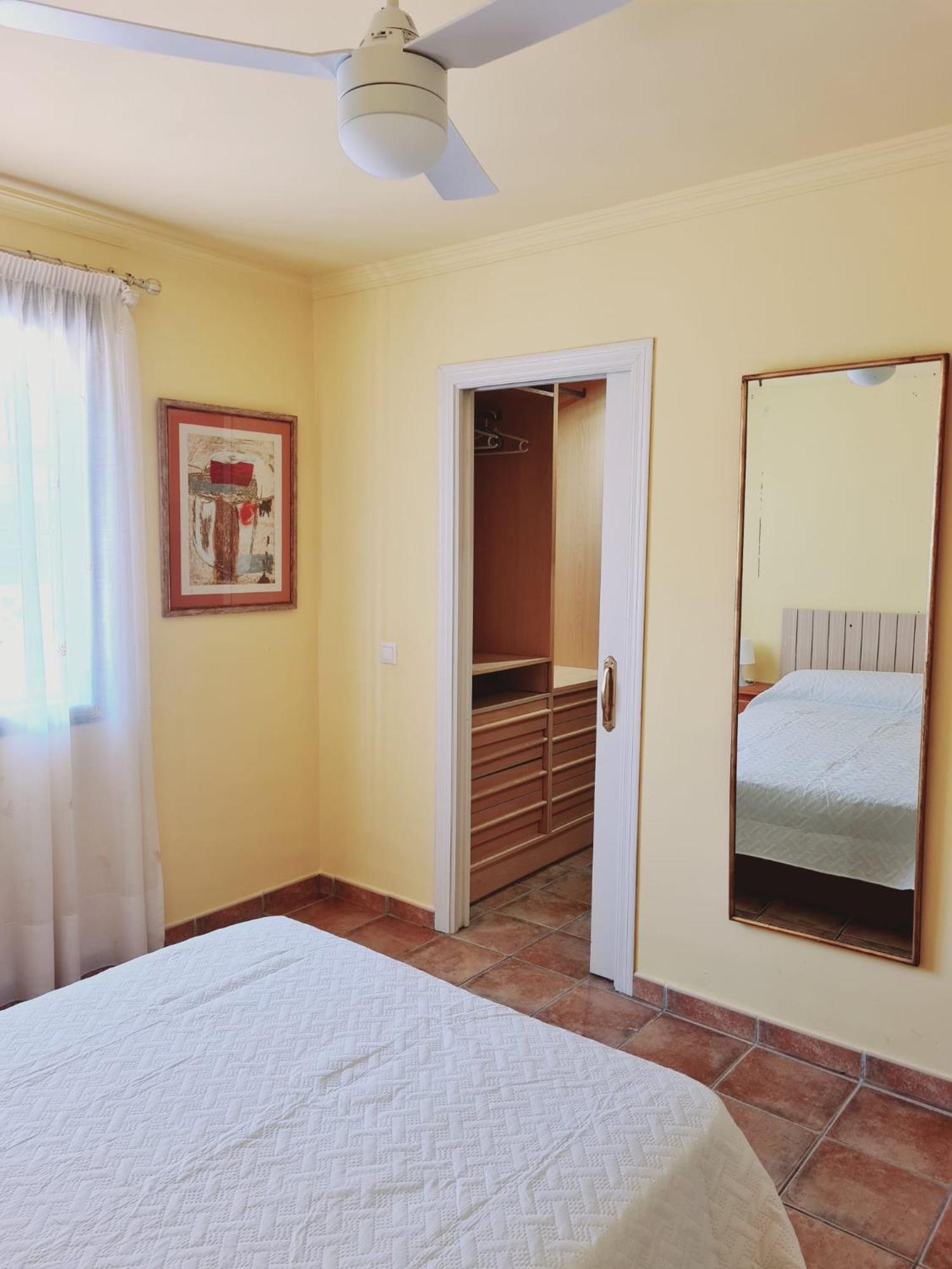 Casa Hurtado De Mendoza Pequena อัลมูเญการ์ ภายนอก รูปภาพ